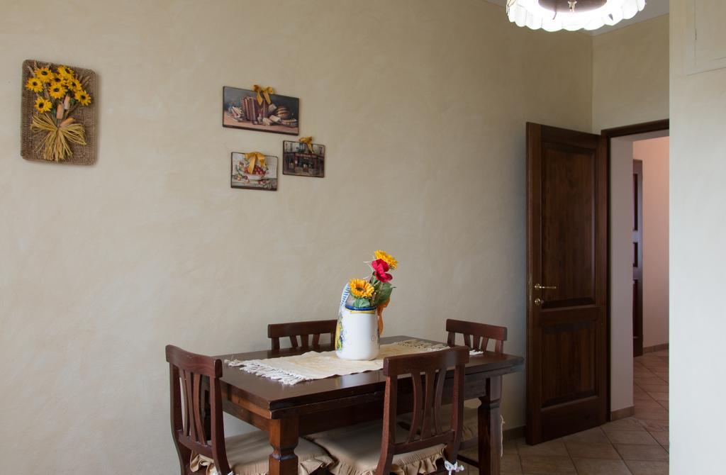Note In Val D'Orcia Apartment San Quirico dʼOrcia Exterior foto
